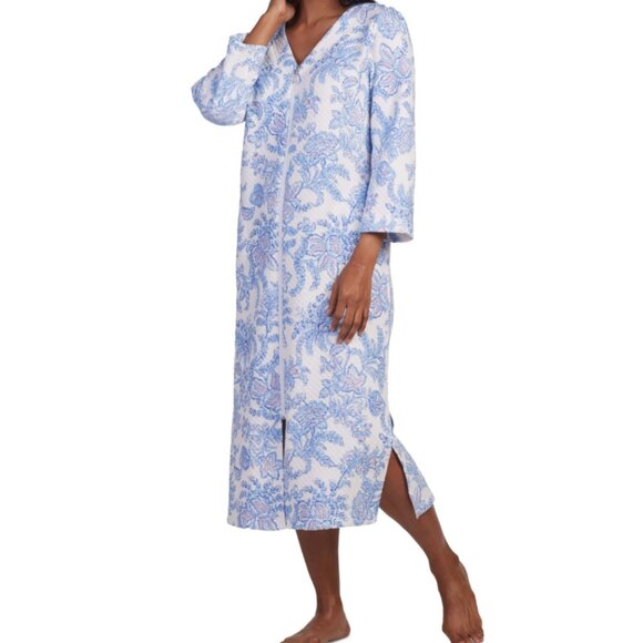 Miss Elaine Women's Quilted Floral 3/4-Sleeve Robe - Blue Floral - Picture 1 of 1